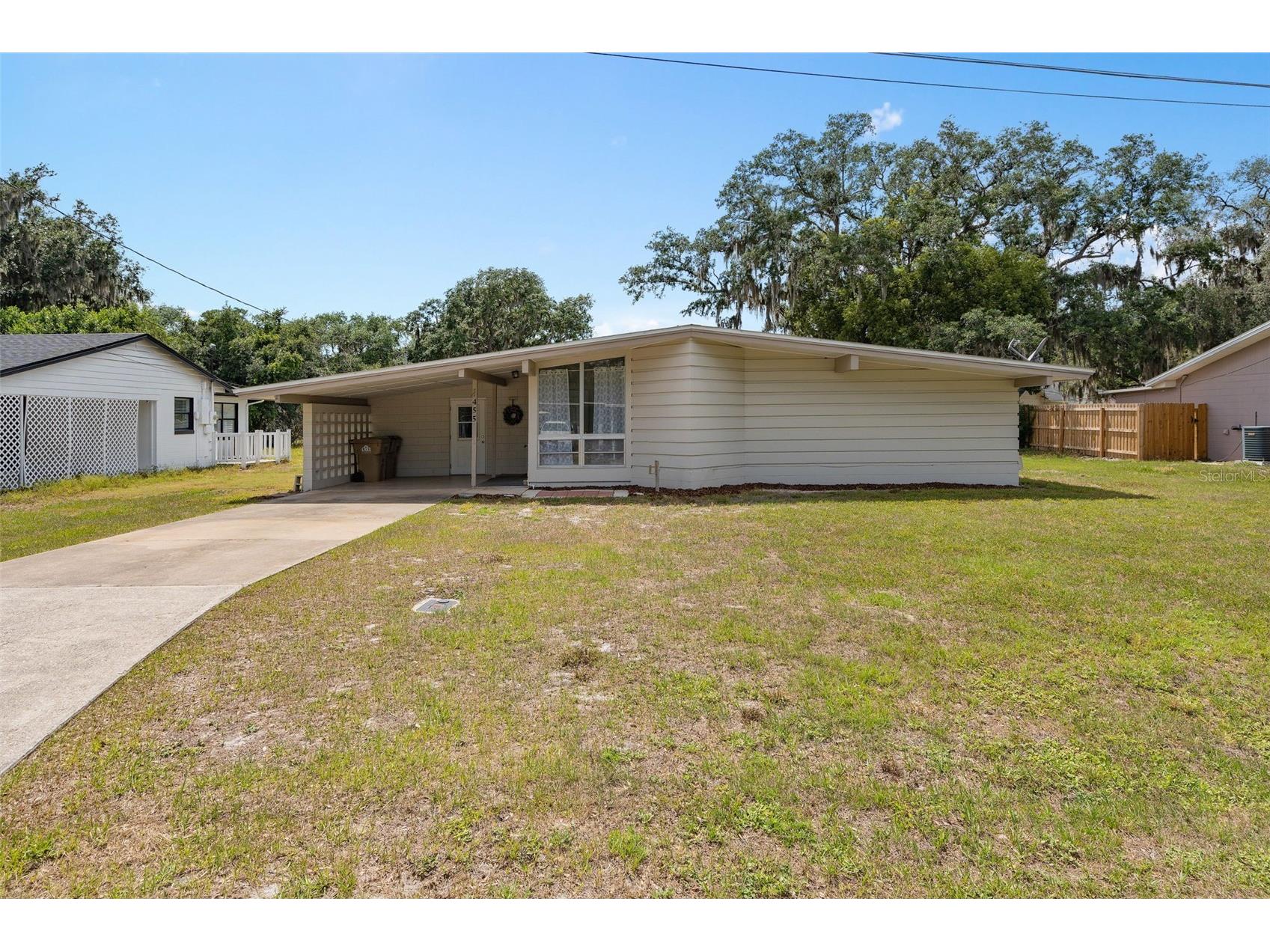 455 Belle Ayre Drive Mount Dora FL 32757 - LAKE DORA O6405458 image1