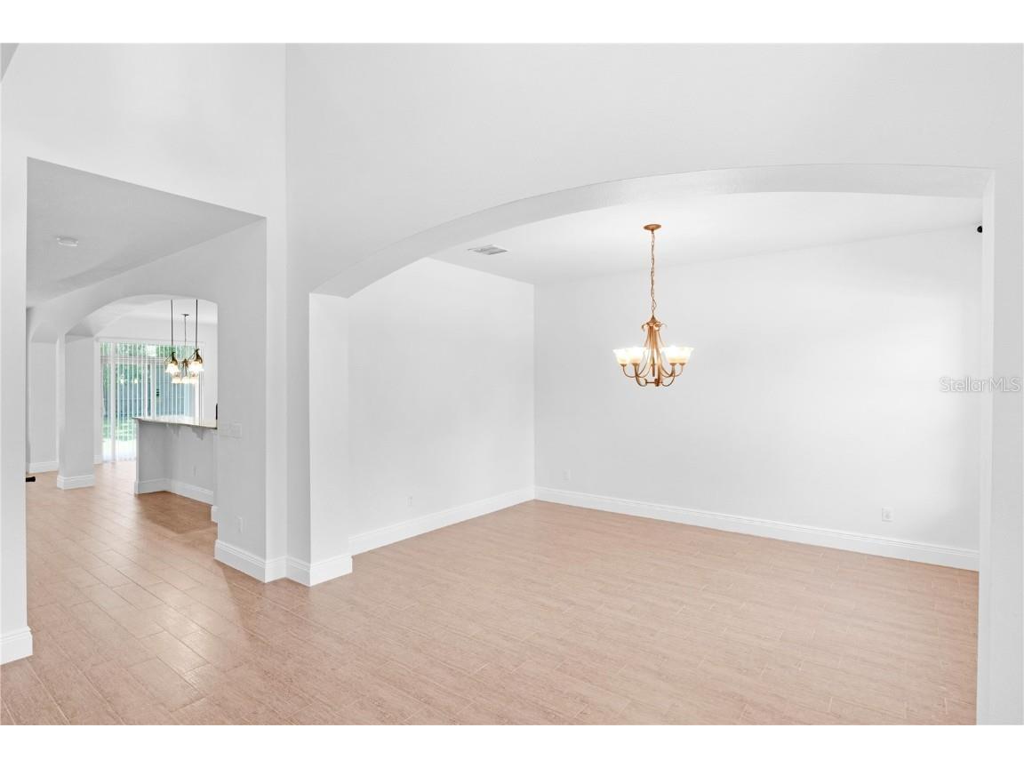 455 Heathercreek Court Oviedo FL 32765 OM705831 image4