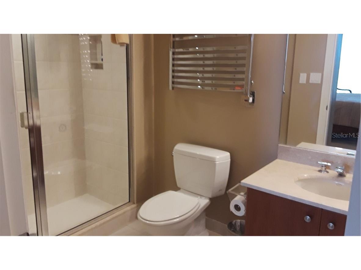 455 Longboat Club Road #401 Longboat Key FL 34228 A4431350 image18