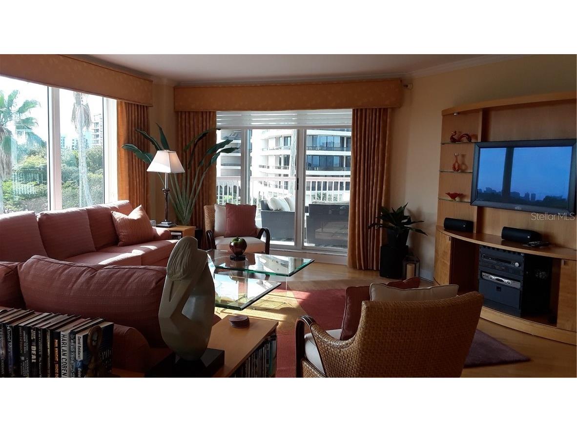 455 Longboat Club Road #401 Longboat Key FL 34228 A4431350 image3