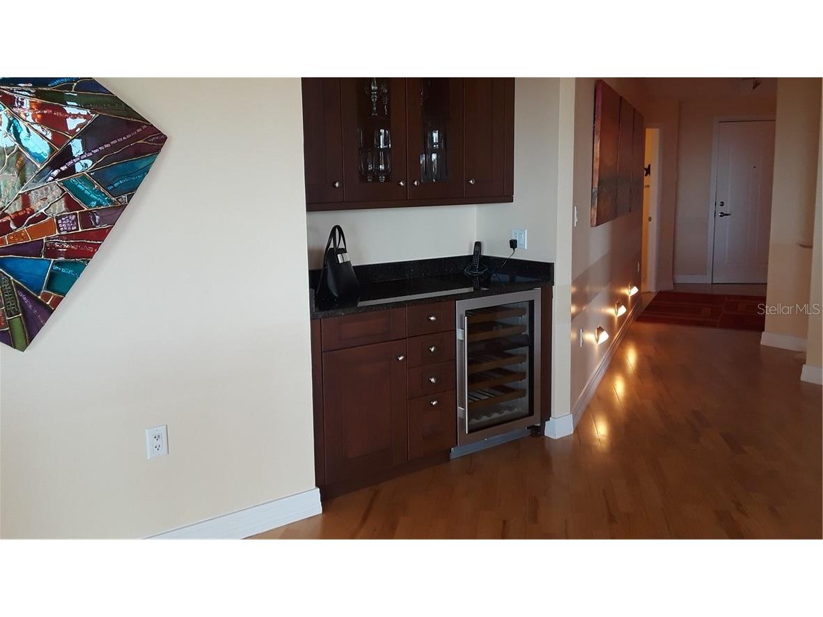 455 Longboat Club Road #401 Longboat Key FL 34228 A4431350 image7