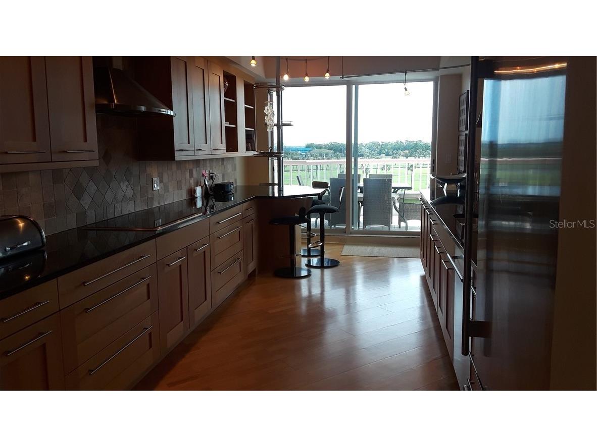 455 Longboat Club Road #401 Longboat Key FL 34228 A4431350 image9