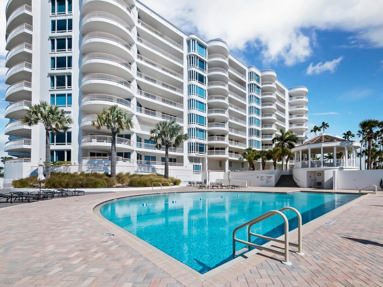 455 Longboat Club Road #402 Longboat Key FL 34228 - GULF OF MEXICO A4686984 image32