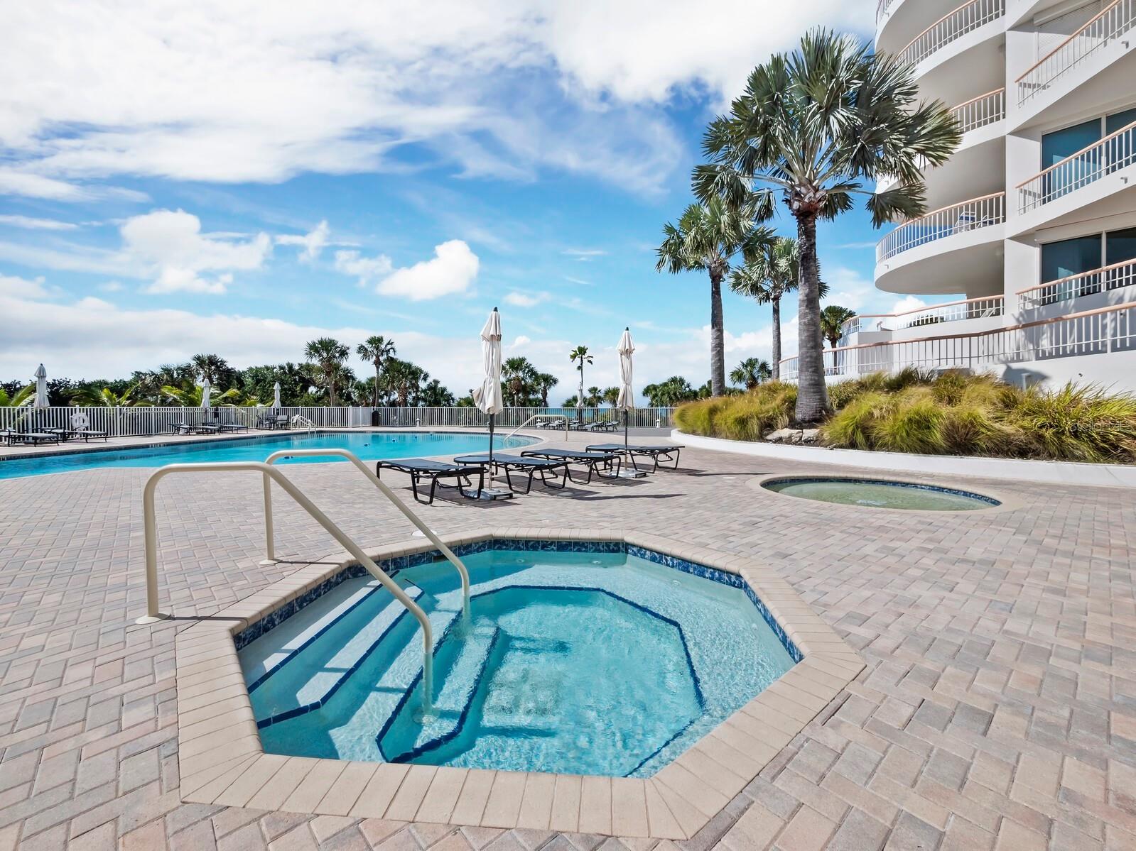 455 Longboat Club Road #402 Longboat Key FL 34228 - GULF OF MEXICO A4686984 image33