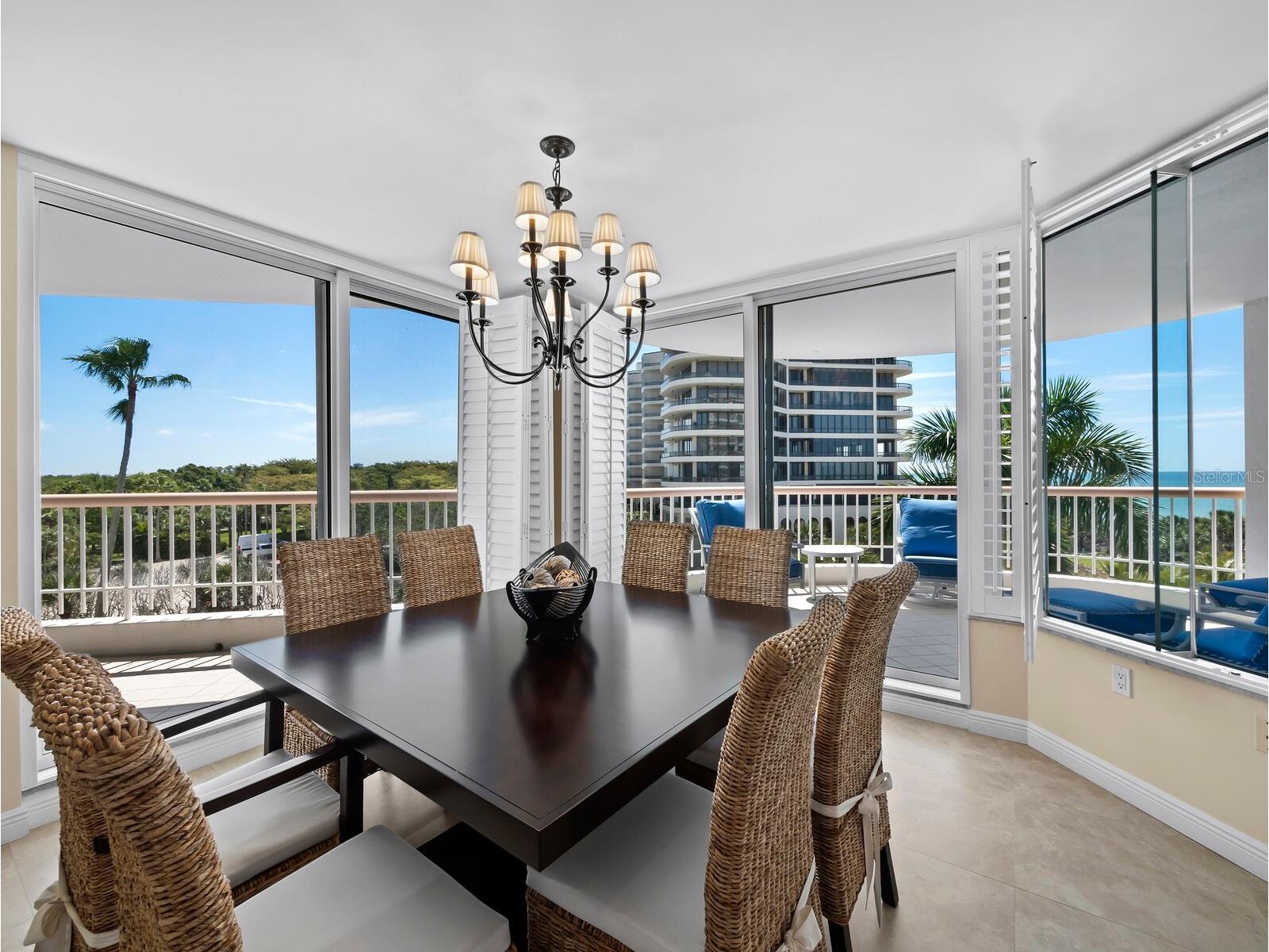 455 Longboat Club Road #402 Longboat Key FL 34228 - GULF OF MEXICO A4686984 image5