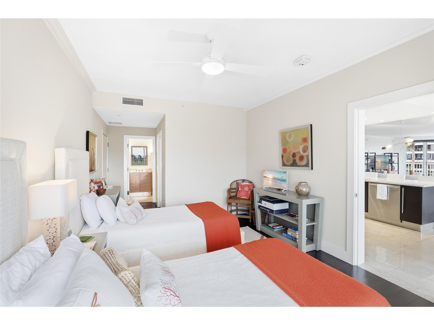 455 Longboat Club Road #408 Longboat Key FL 34228 A4678407 image20