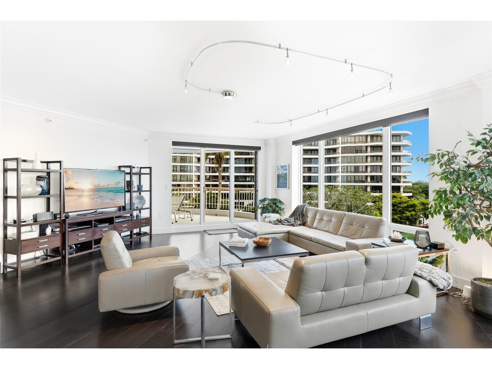 455 Longboat Club Road #408 Longboat Key FL 34228 A4678407 image9