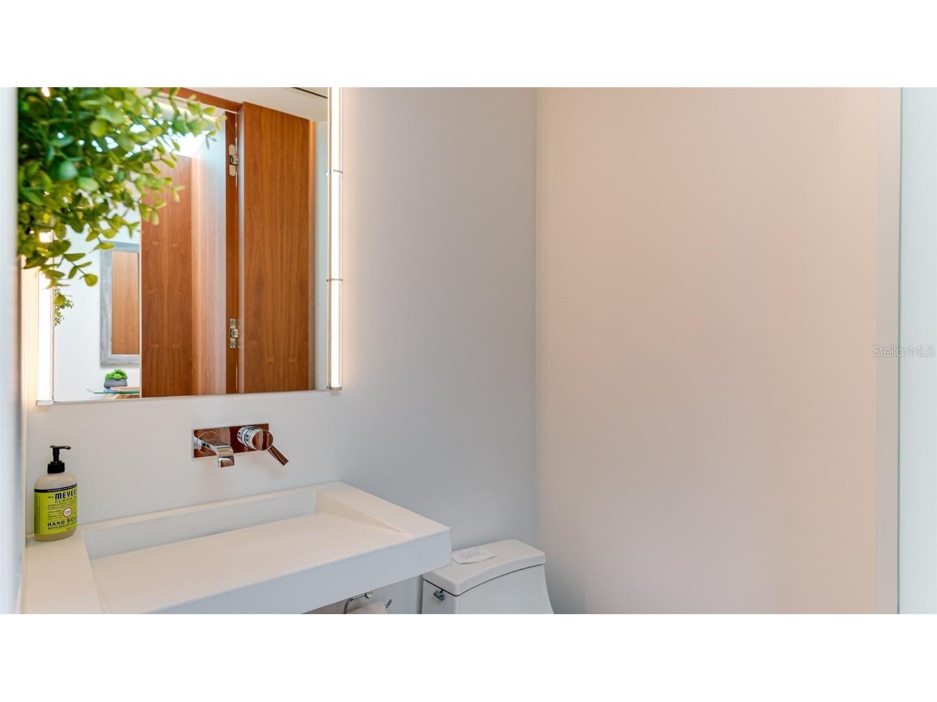 455 Longboat Club Road #PH1 Longboat Key FL 34228 A4504509 image22