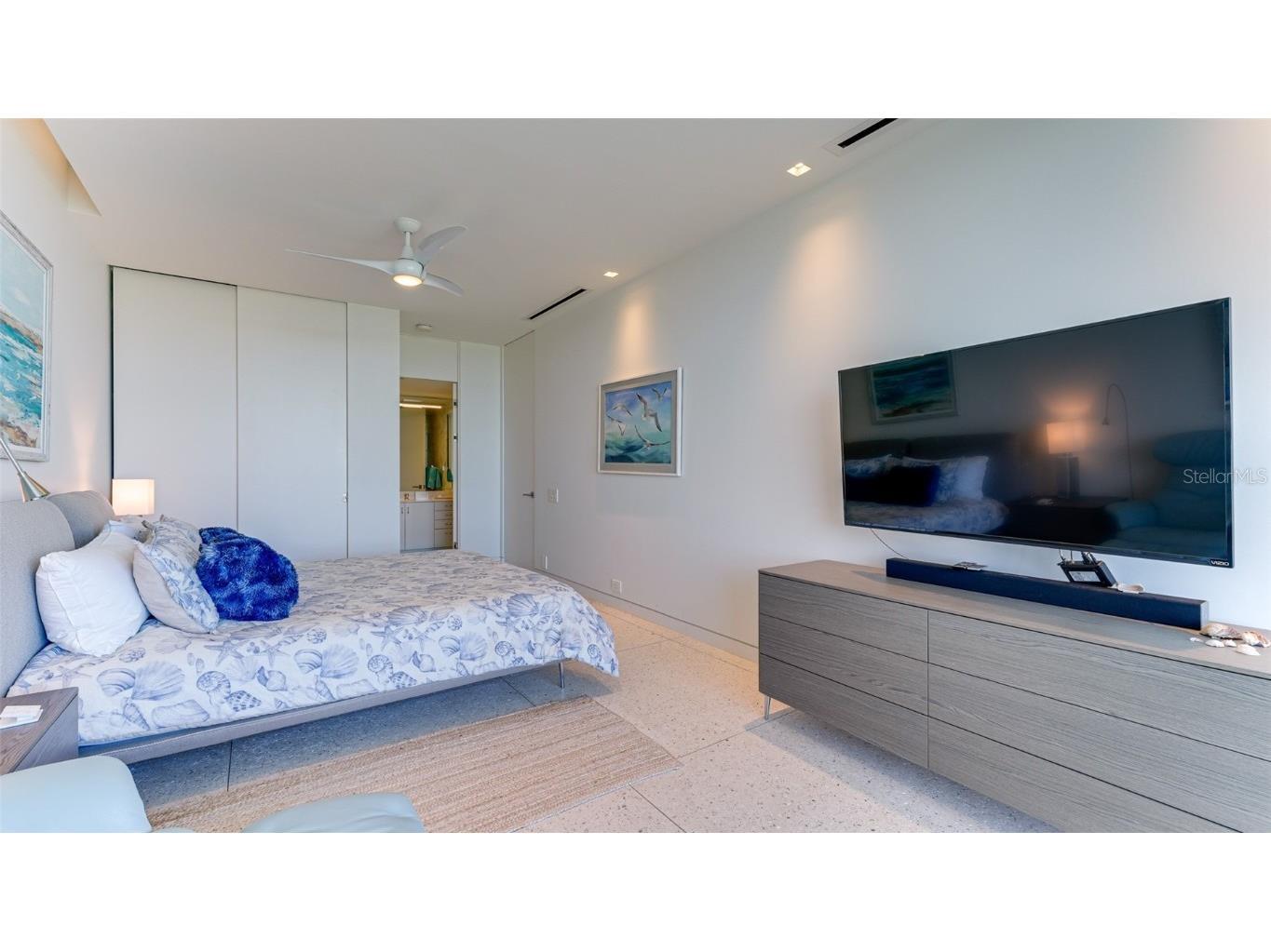 455 Longboat Club Road #PH1 Longboat Key FL 34228 A4504509 image31