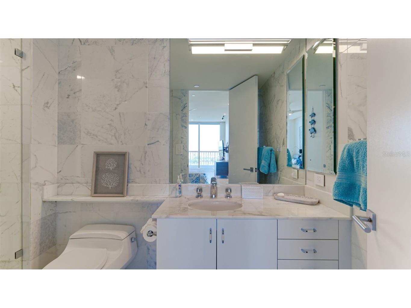 455 Longboat Club Road #PH1 Longboat Key FL 34228 A4504509 image32