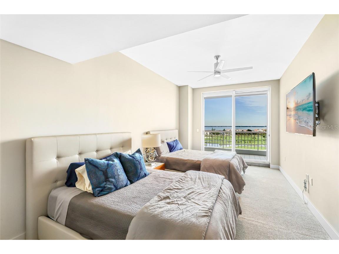 455 Longboat Club Road #PH8 Longboat Key FL 34228 A4671740 image20