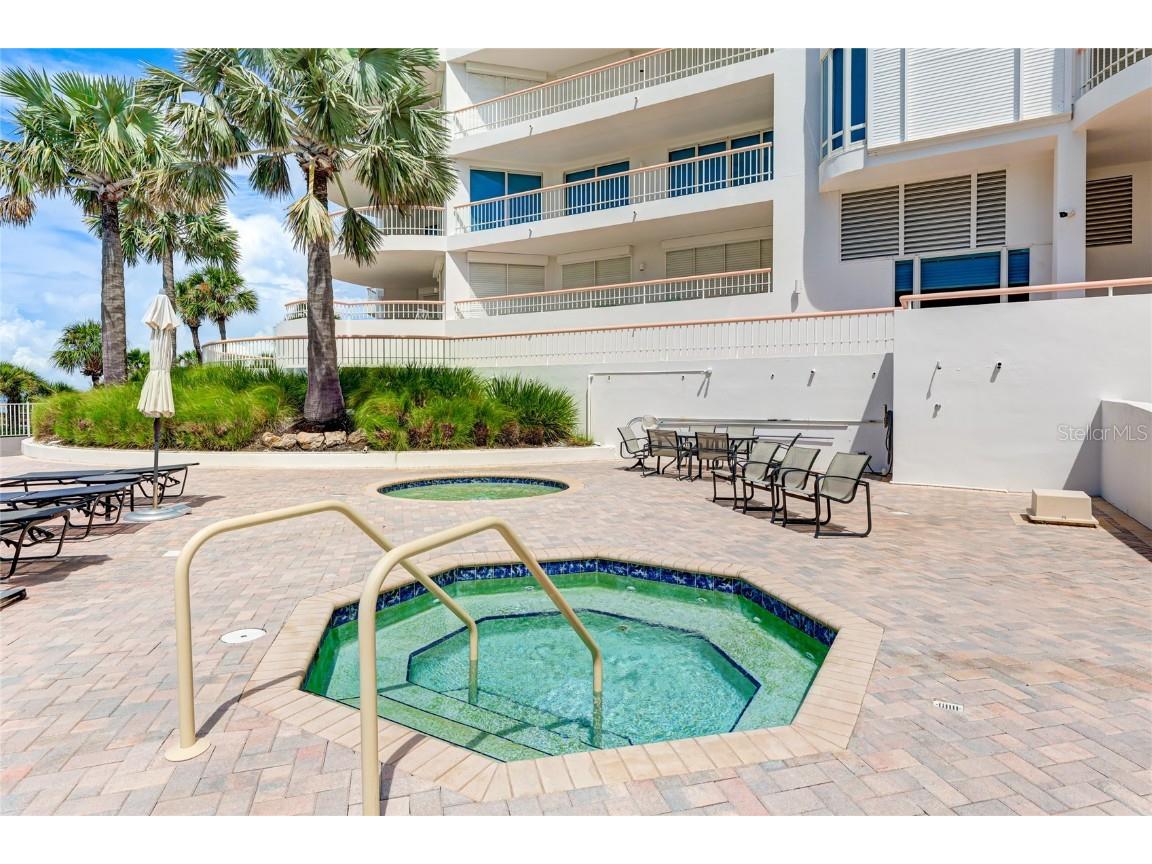 455 Longboat Club Road #PH8 Longboat Key FL 34228 A4671740 image51