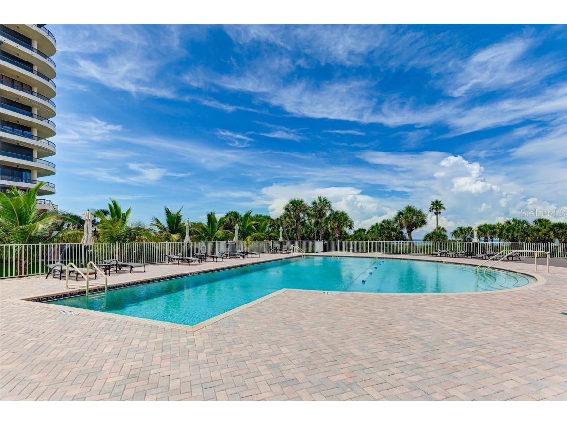 455 Longboat Club Road #PH8 Longboat Key FL 34228 A4671740 image53