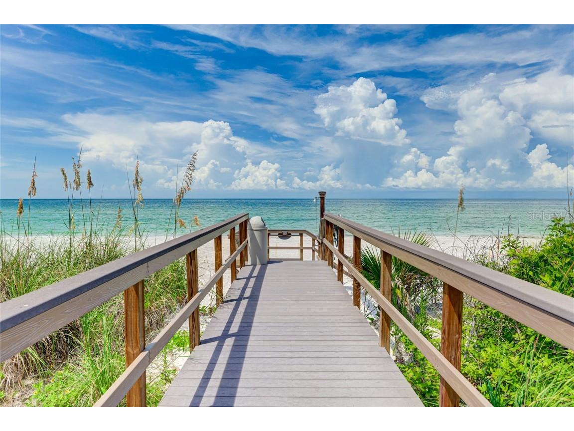 455 Longboat Club Road #PH8 Longboat Key FL 34228 A4671740 image58