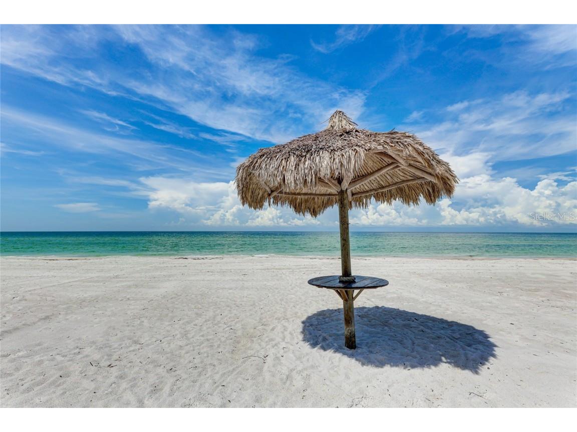 455 Longboat Club Road #PH8 Longboat Key FL 34228 A4671740 image61