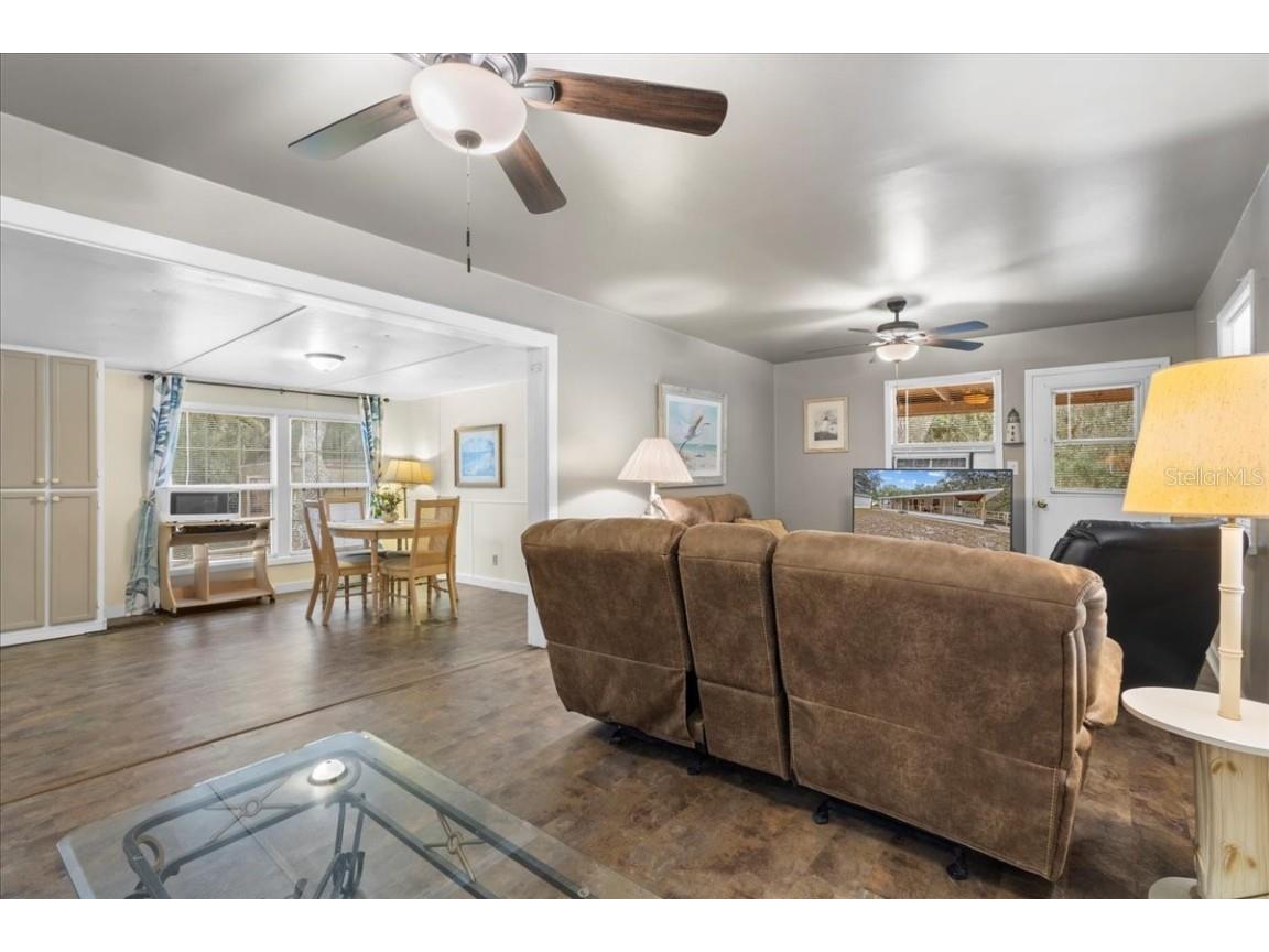 455 NE 441 Avenue Old Town FL 32680 W7881769 image5