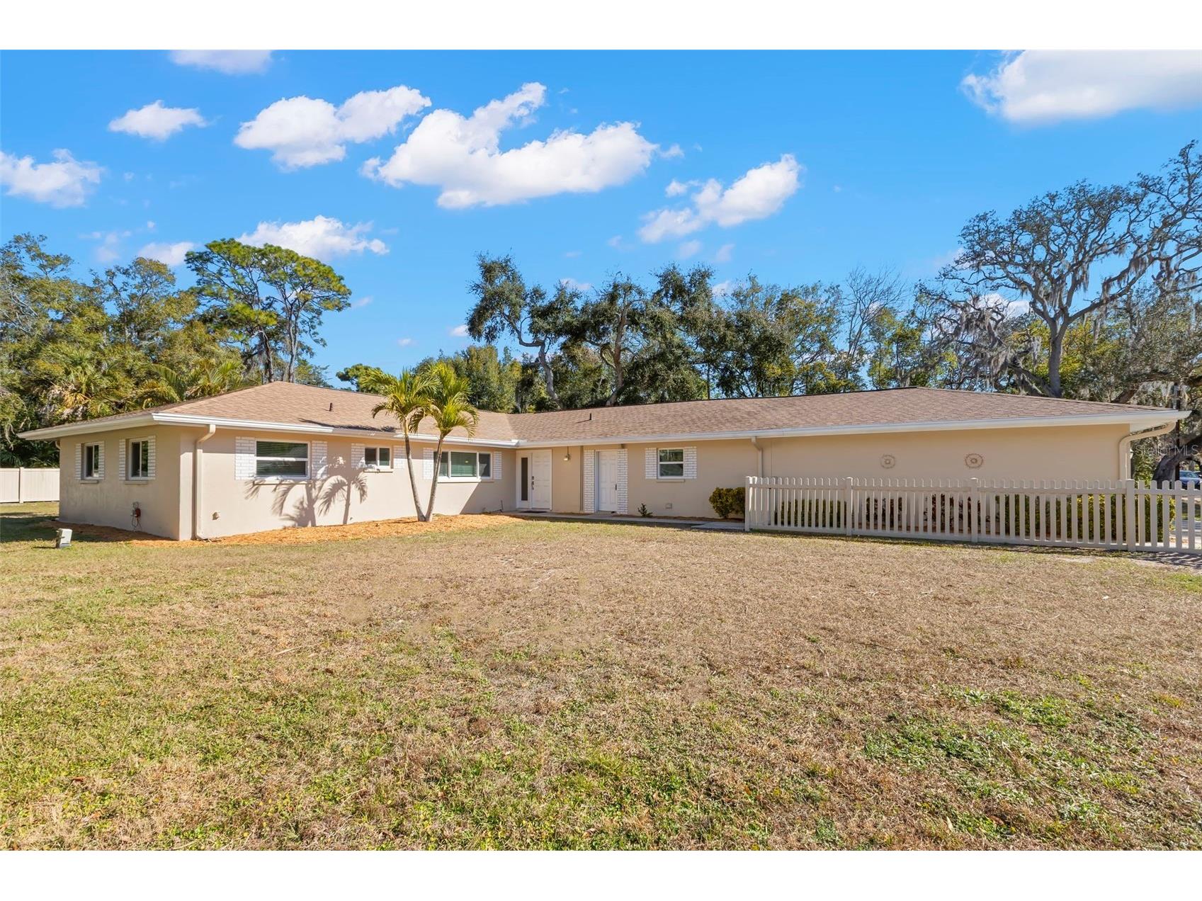 455 Pasaje Avenue Tarpon Springs FL 34689 TB8471265 image2