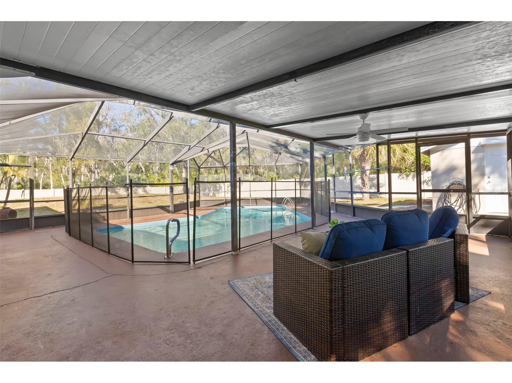 455 Pasaje Avenue Tarpon Springs FL 34689 TB8471265 image33
