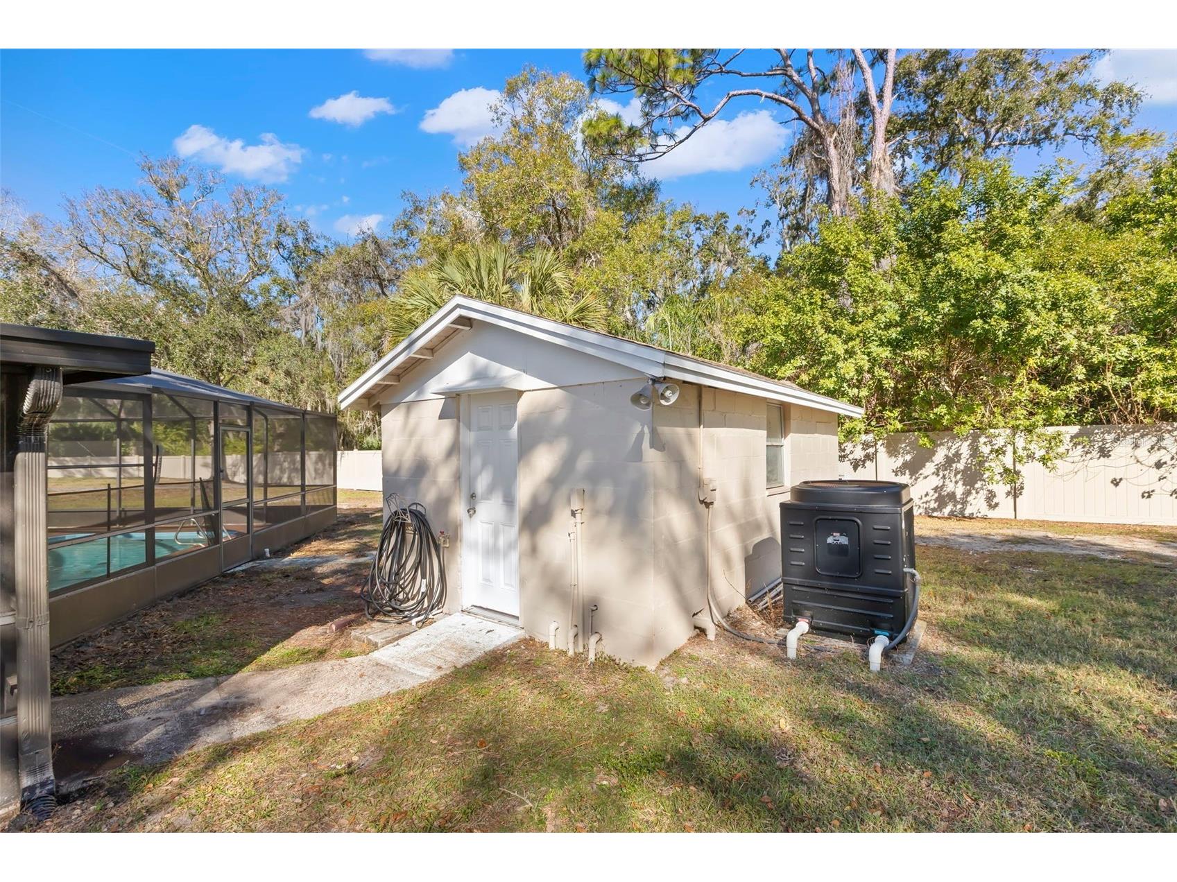 455 Pasaje Avenue Tarpon Springs FL 34689 TB8471265 image37