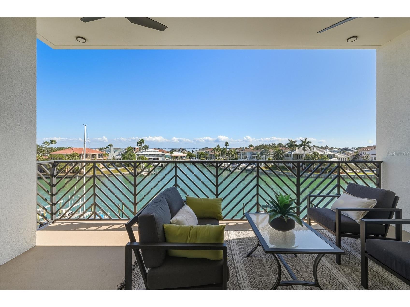 455 Pinellas Bayway S #4A Tierra Verde FL 33715 - BOCA CIEGA BAY TB8415063 image1