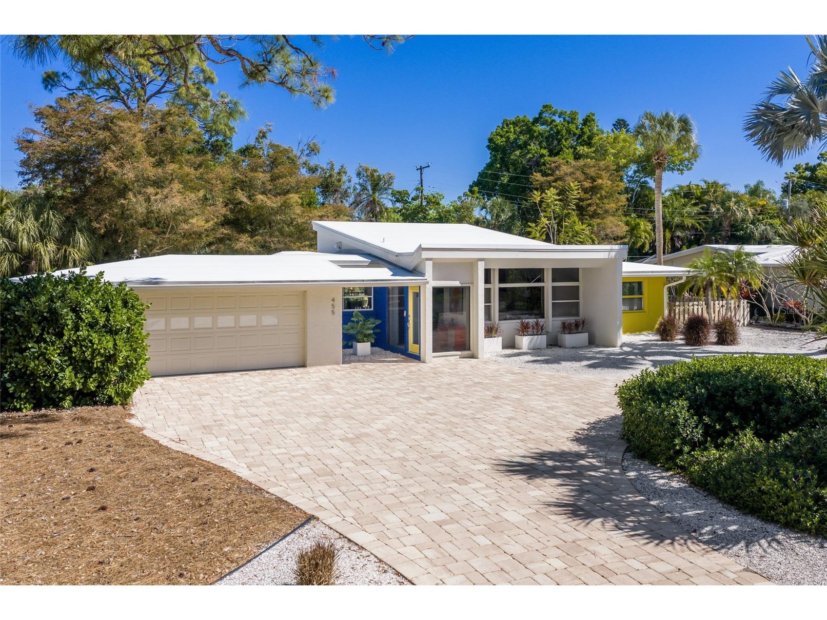 455 S Shore Drive Sarasota FL 34234 A4687114 image1