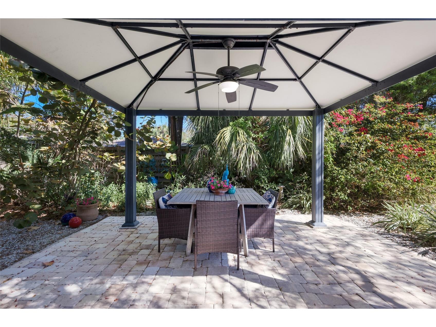 455 S Shore Drive Sarasota FL 34234 A4687114 image33