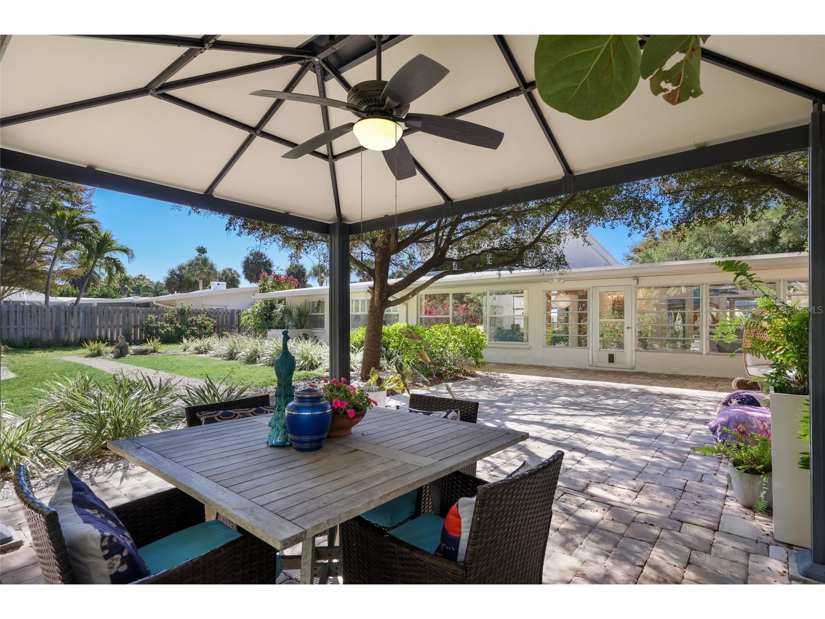 455 S Shore Drive Sarasota FL 34234 A4687114 image34