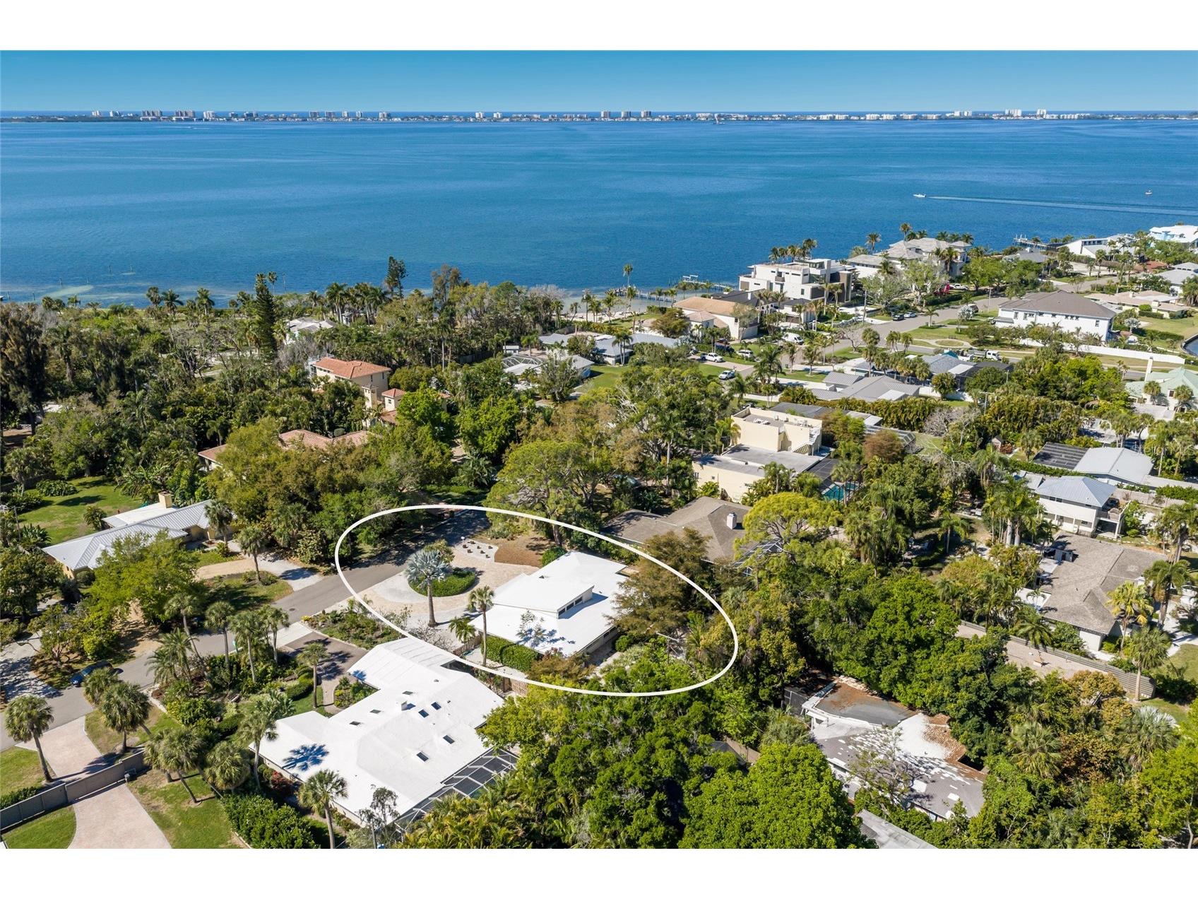 455 S Shore Drive Sarasota FL 34234 A4687114 image45