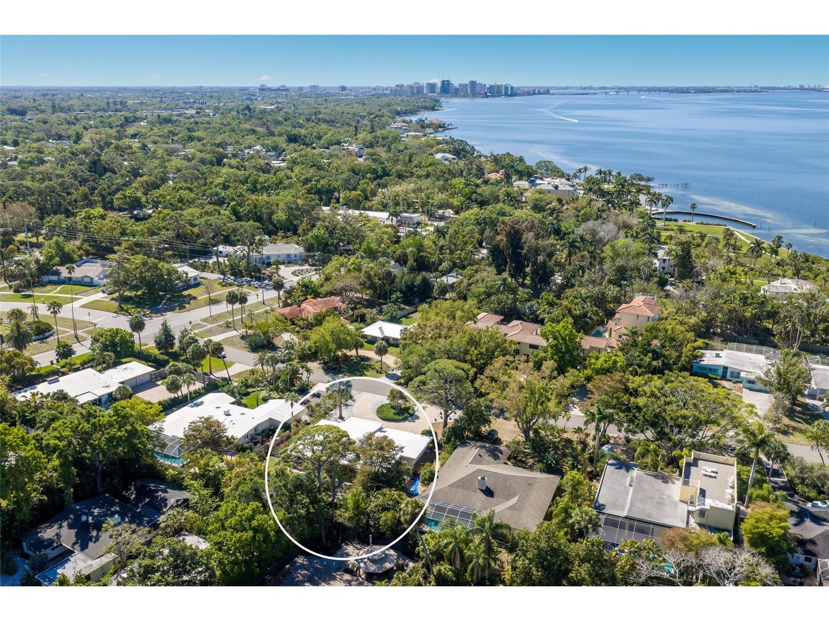 455 S Shore Drive Sarasota FL 34234 A4687114 image46