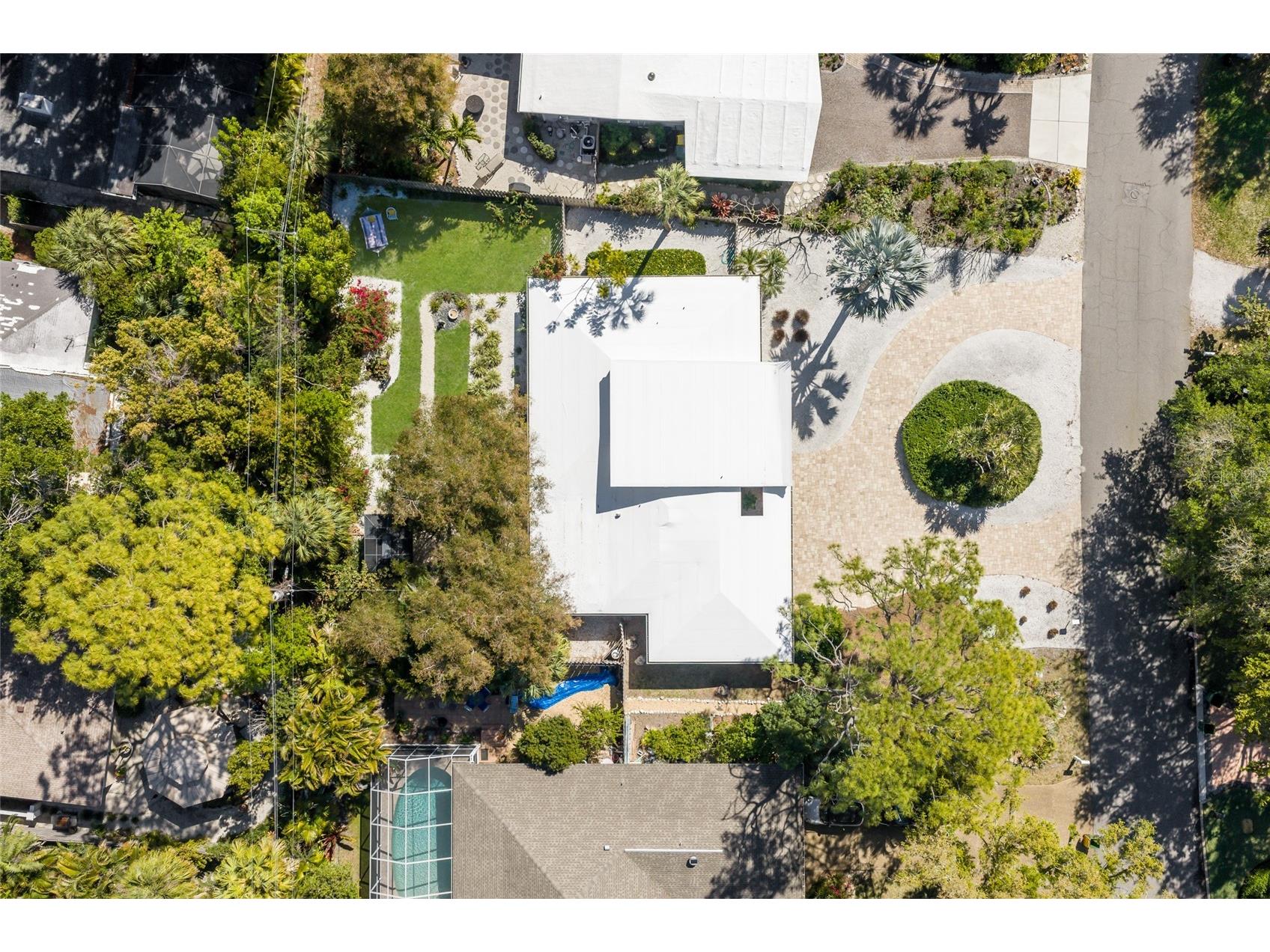 455 S Shore Drive Sarasota FL 34234 A4687114 image52