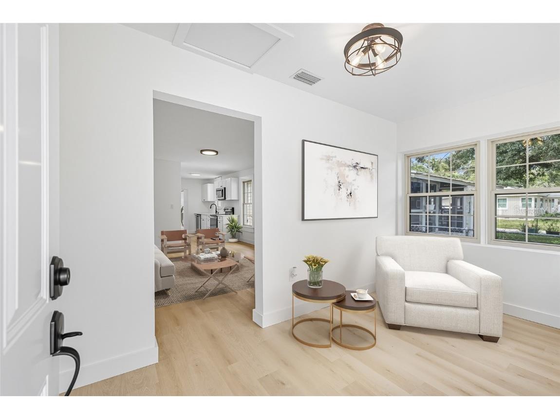 4550 21st Street N Saint Petersburg FL 33714 TB8430240 image2