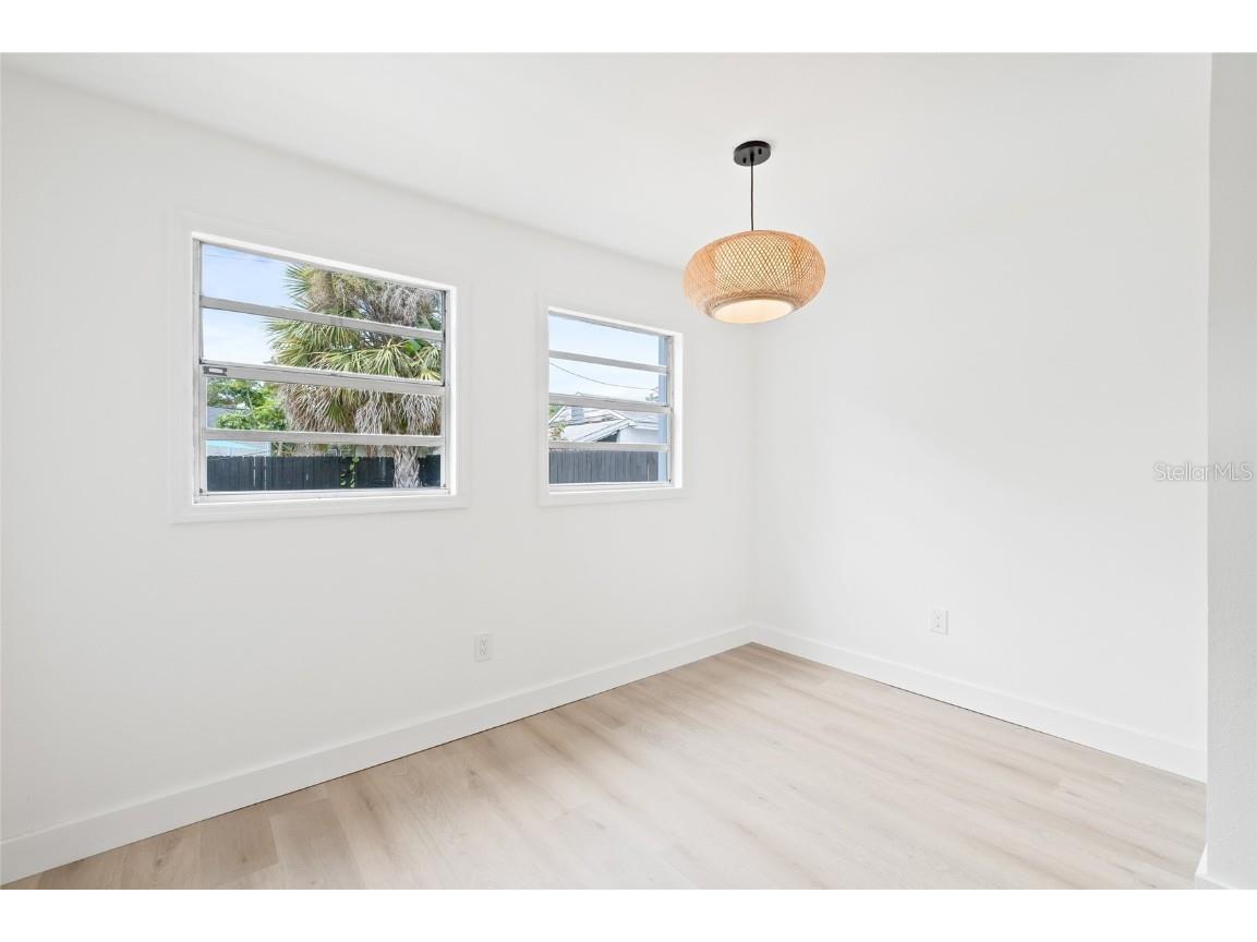 4550 21st Street N Saint Petersburg FL 33714 TB8430240 image21