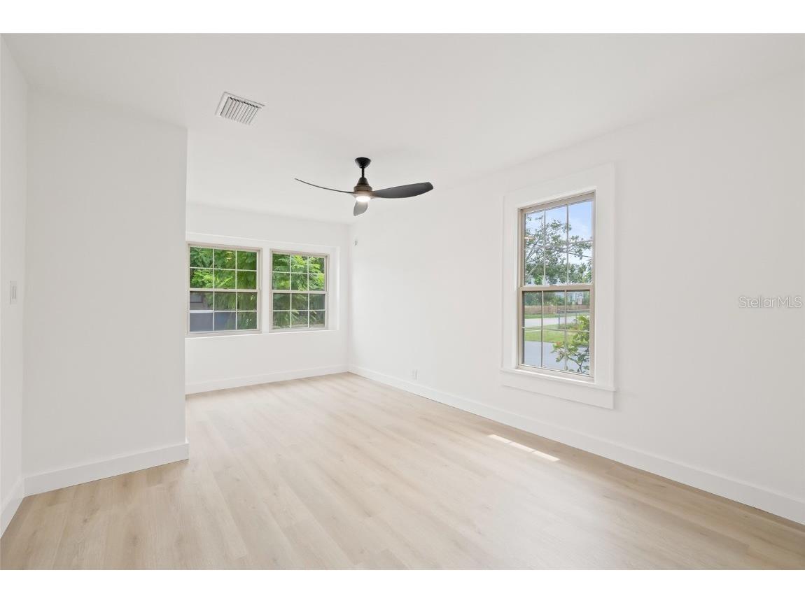 4550 21st Street N Saint Petersburg FL 33714 TB8430240 image22