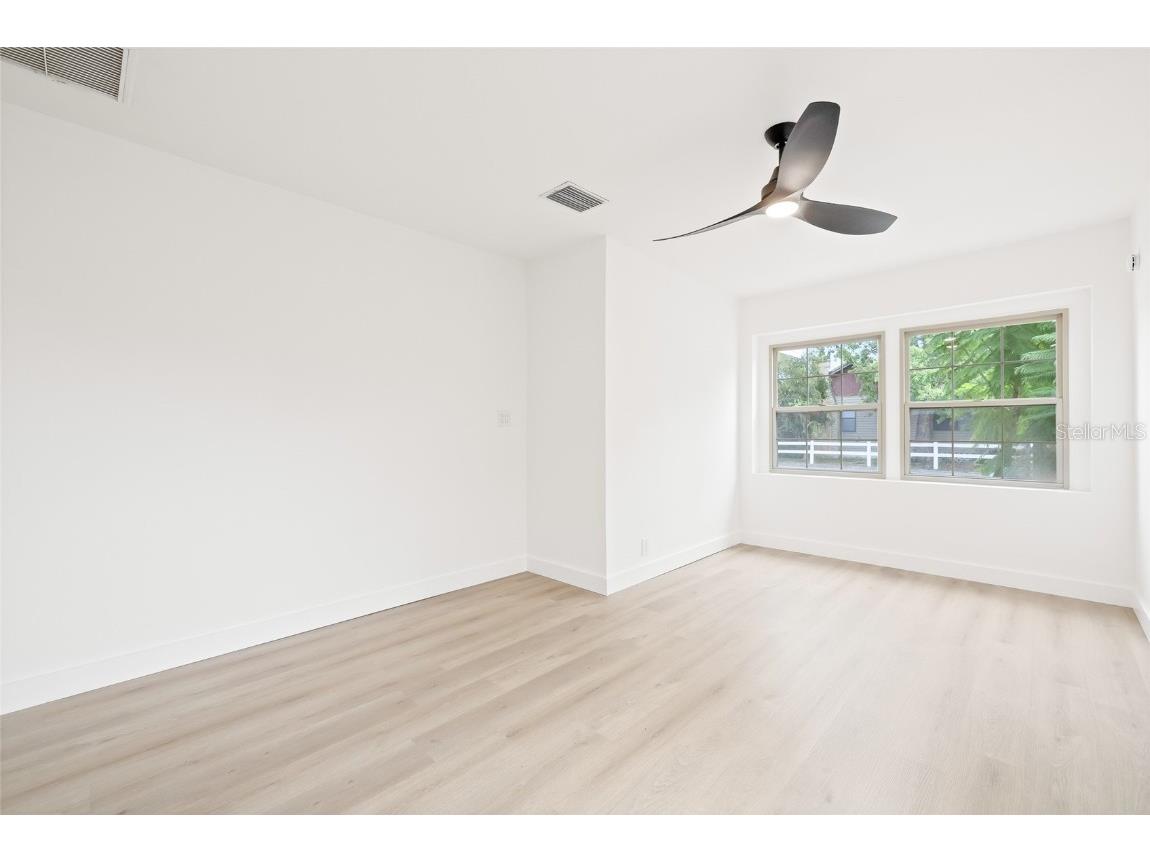 4550 21st Street N Saint Petersburg FL 33714 TB8430240 image23