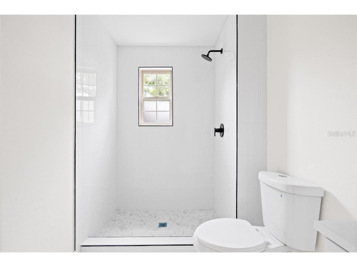 4550 21st Street N Saint Petersburg FL 33714 TB8430240 image27