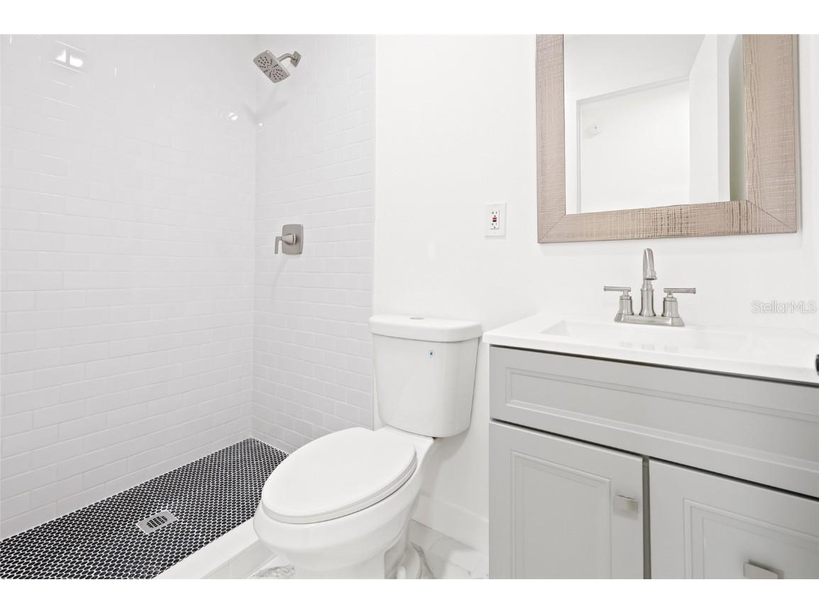 4550 21st Street N Saint Petersburg FL 33714 TB8430240 image30