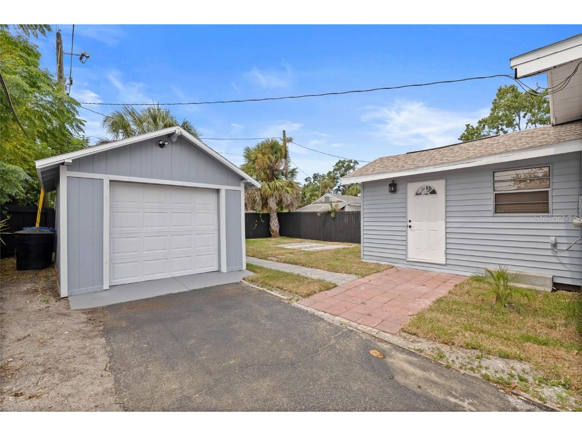 4550 21st Street N Saint Petersburg FL 33714 TB8430240 image32
