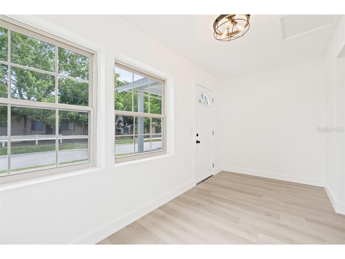 4550 21st Street N Saint Petersburg FL 33714 TB8430240 image8