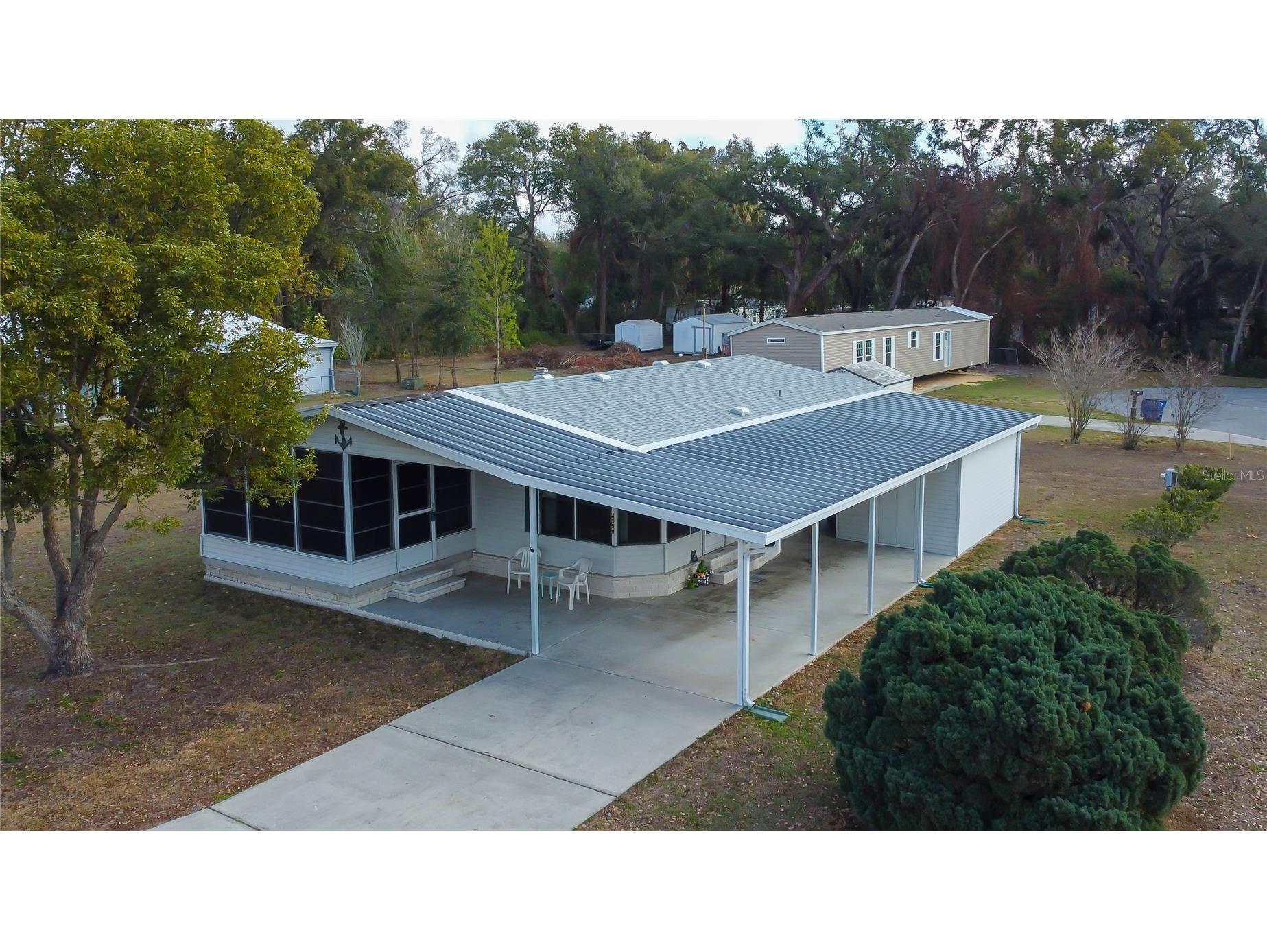 4550 Charter Street Zephyrhills FL 33542 TB8480566 image1