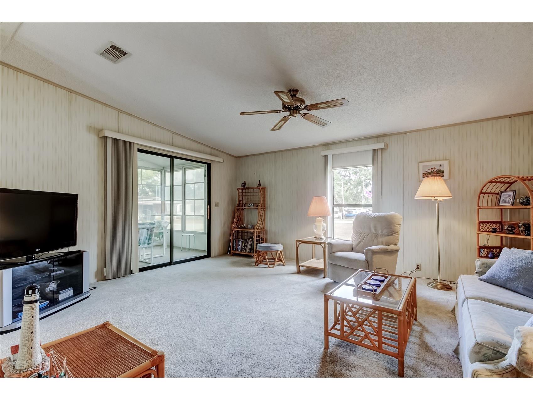 4550 Charter Street Zephyrhills FL 33542 TB8480566 image21