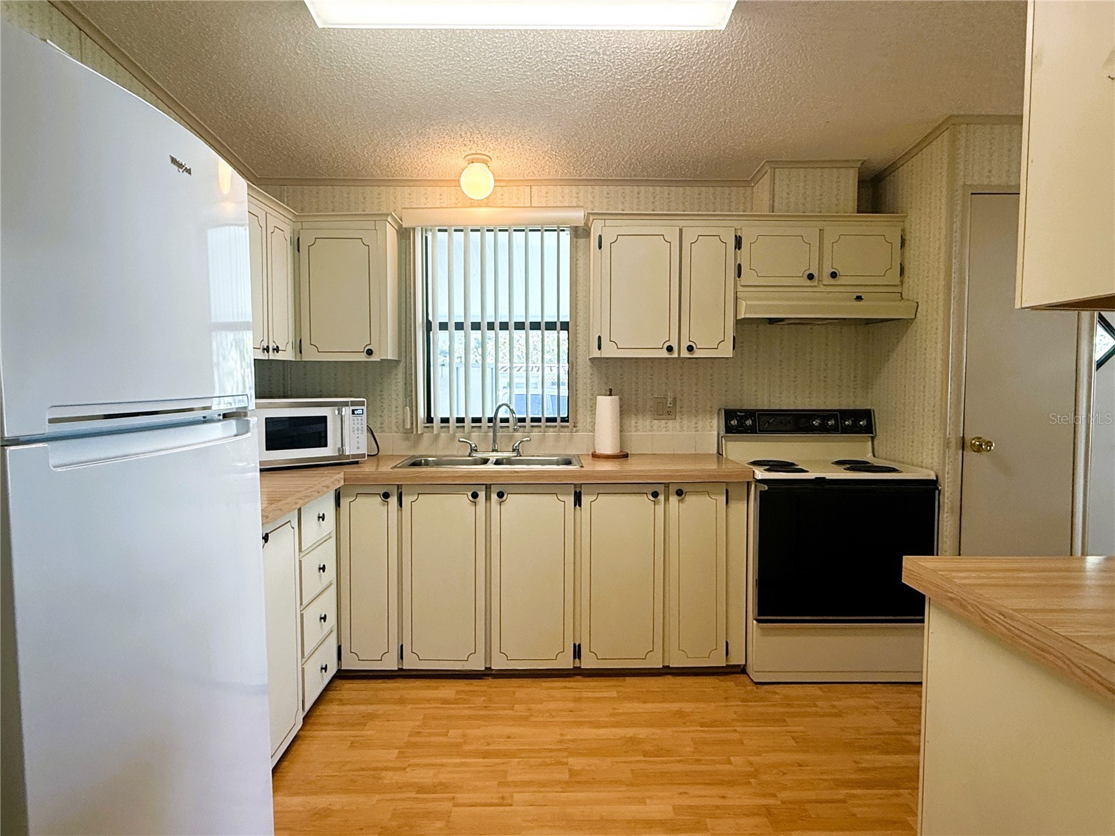 4550 Charter Street Zephyrhills FL 33542 TB8524433 image10