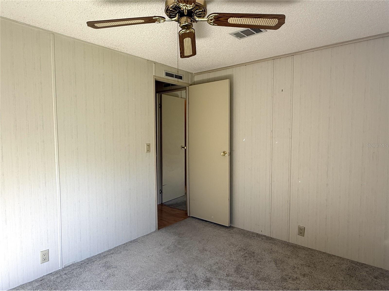 4550 Charter Street Zephyrhills FL 33542 TB8524433 image24