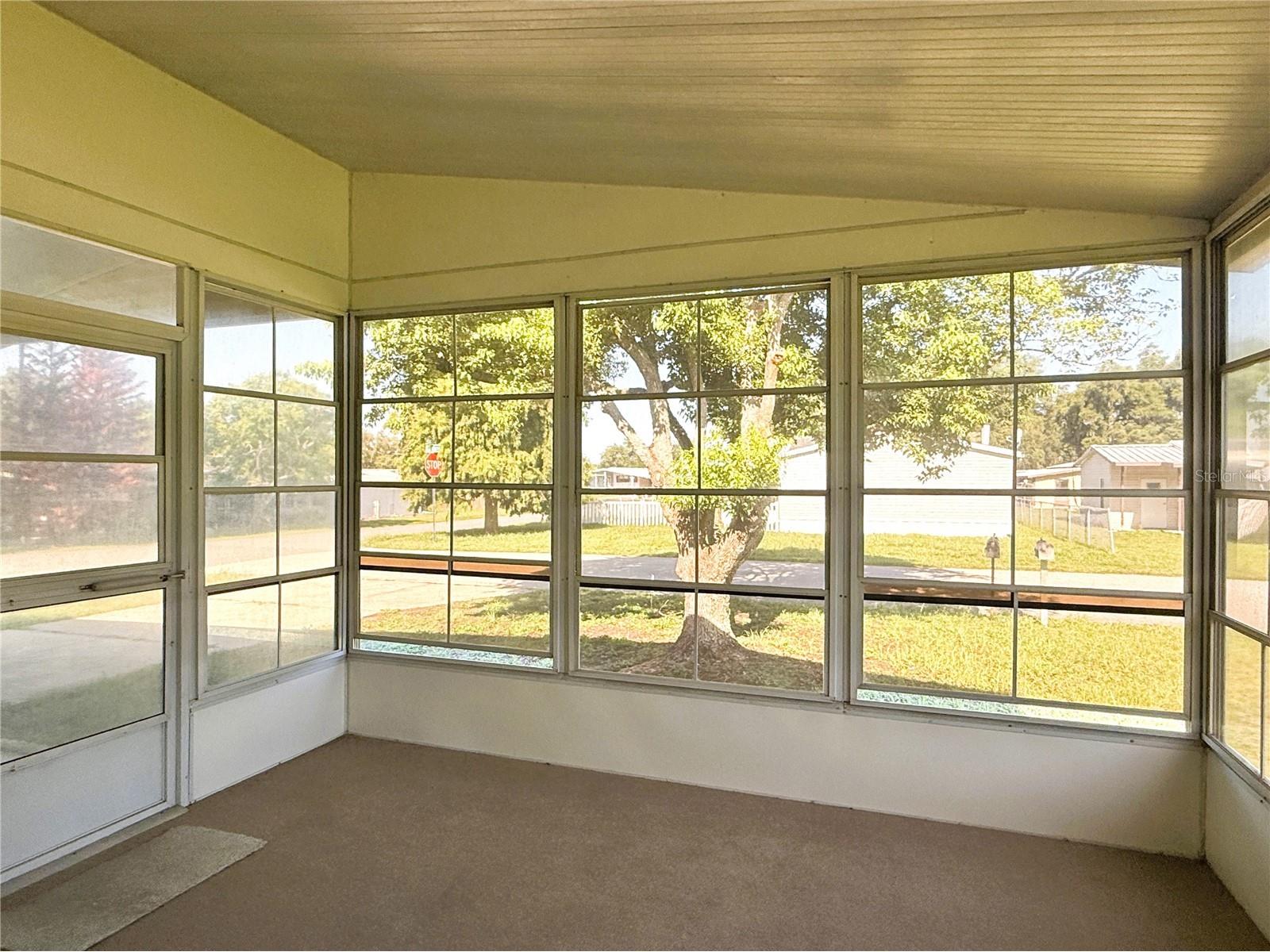 4550 Charter Street Zephyrhills FL 33542 TB8524433 image26