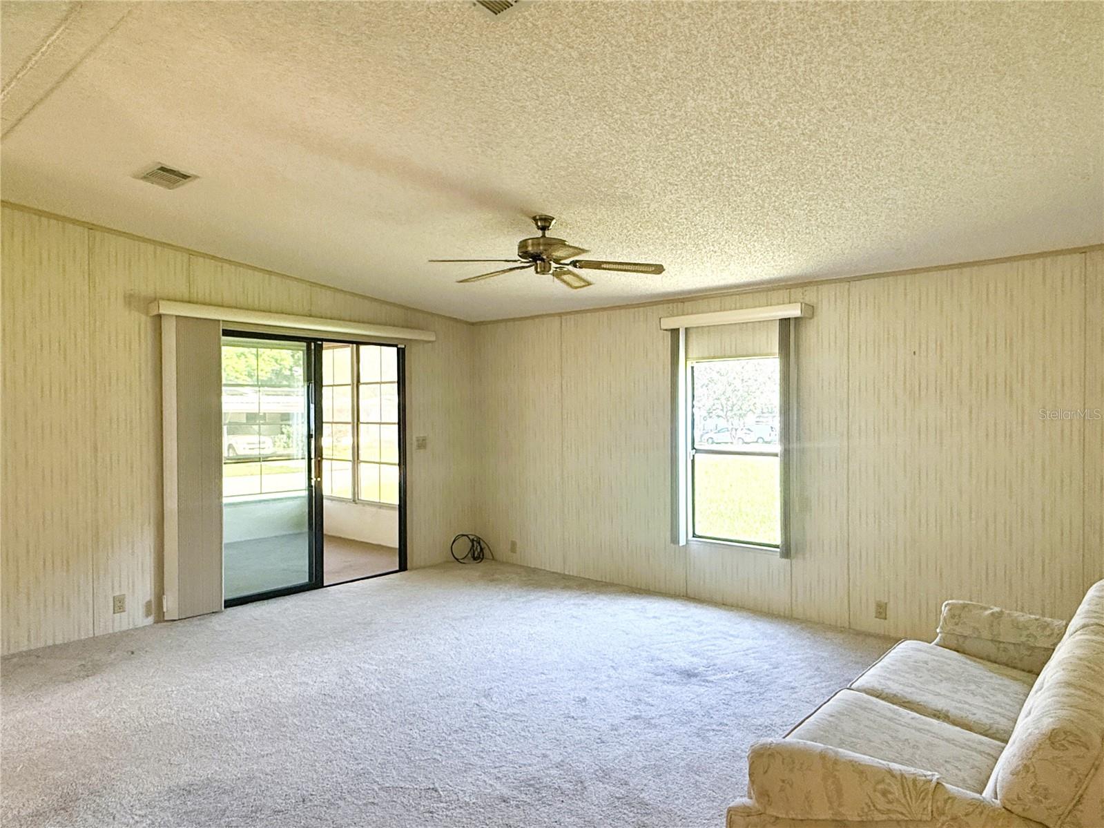 4550 Charter Street Zephyrhills FL 33542 TB8524433 image7