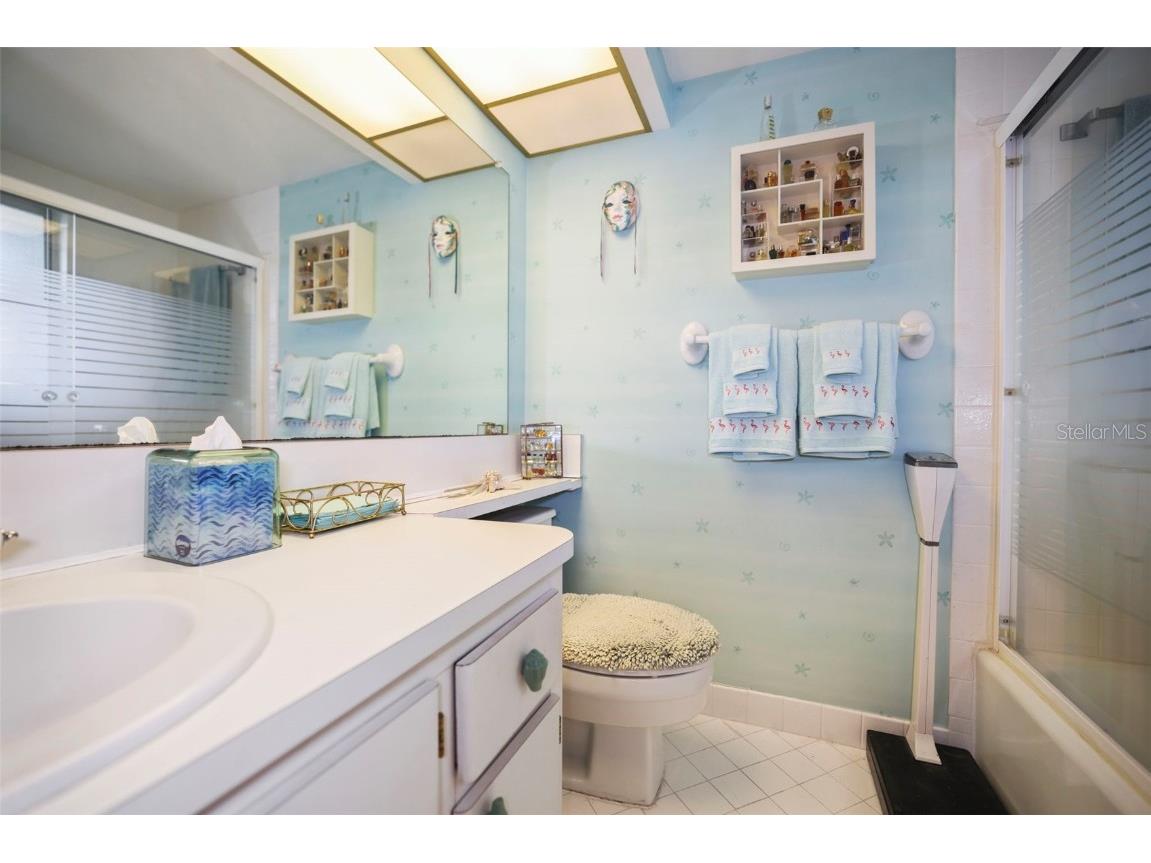 4550 Cove Circle #1003 Saint Petersburg FL 33708 TB8390332 image13