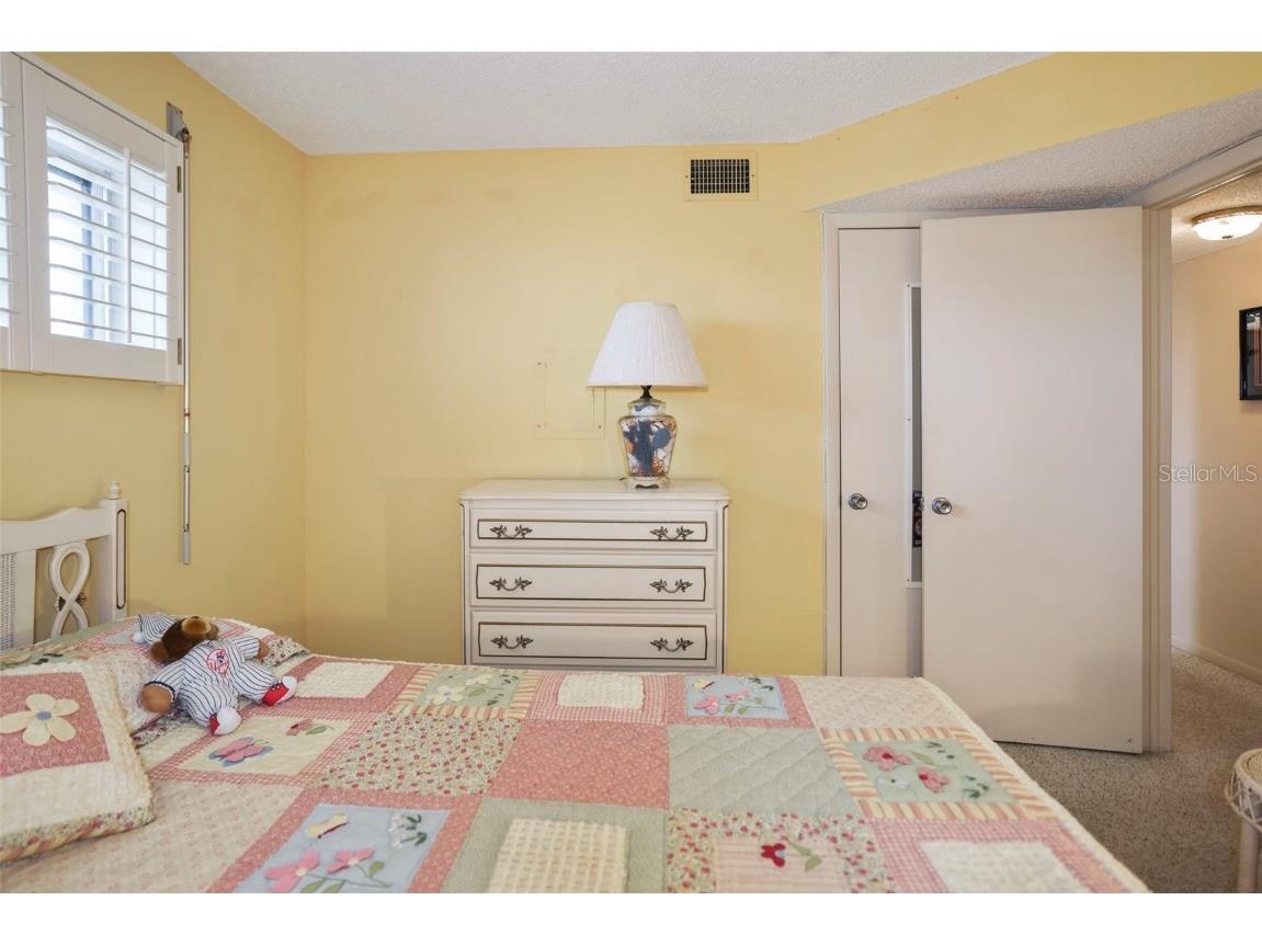 4550 Cove Circle #1003 Saint Petersburg FL 33708 TB8390332 image15