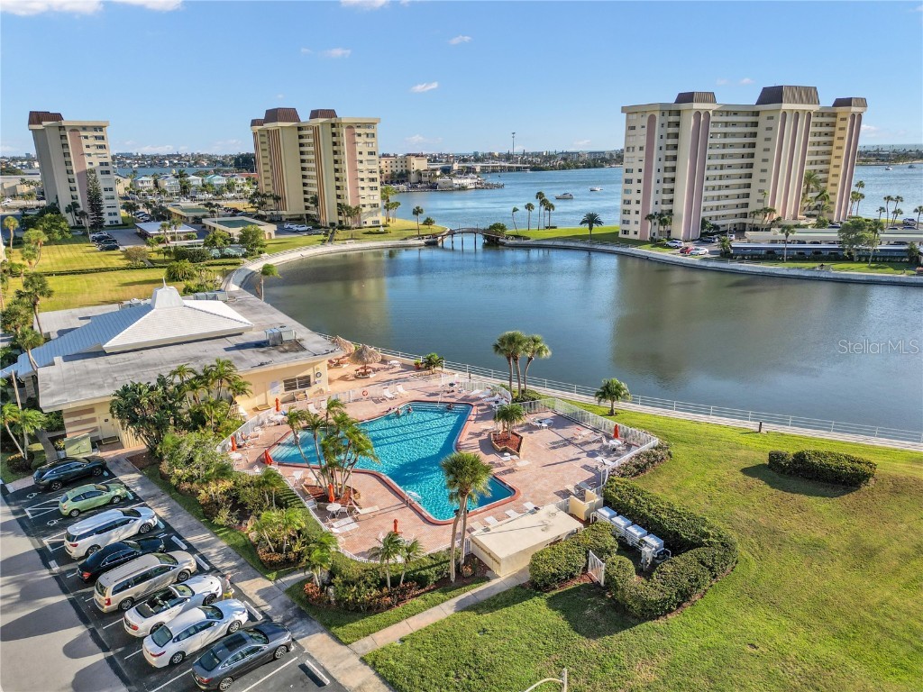 4550 Cove Circle #1003 Saint Petersburg FL 33708 TB8390332 image28