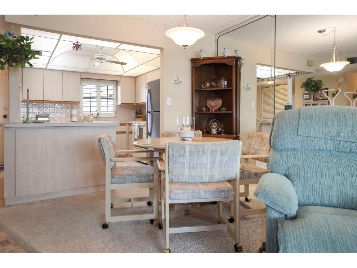 4550 Cove Circle #1003 Saint Petersburg FL 33708 TB8390332 image6