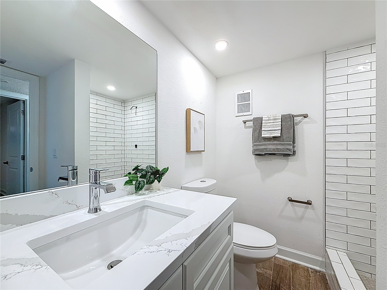 4550 Cove Circle #106 Saint Petersburg FL 33708 - BOCA CIEGA BAY TB8473752 image17