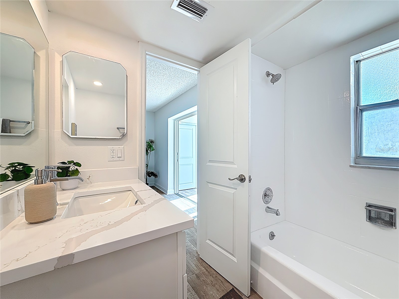 4550 Cove Circle #106 Saint Petersburg FL 33708 - BOCA CIEGA BAY TB8473752 image27